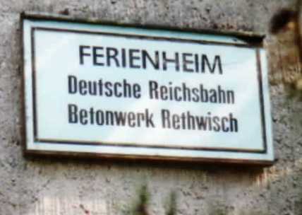 Schild Ferienheim Betonwerk Rethwisch